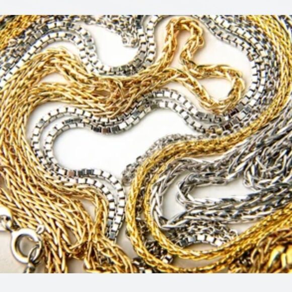 1 LB VTG mod jewelry lot~ tangled chain, necklaces, jewelry gold, silver - Picture 5 of 7
